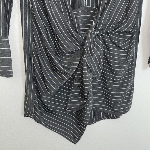 Poised and Proper Grey Striped Knotted Shirt Dress Sz medium long sleeve - Picture 7 of 16